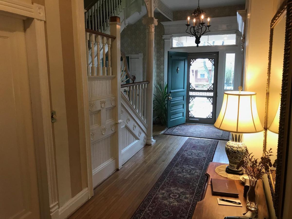 Charles Bass House Bed & Breakfast South Boston Exterior foto