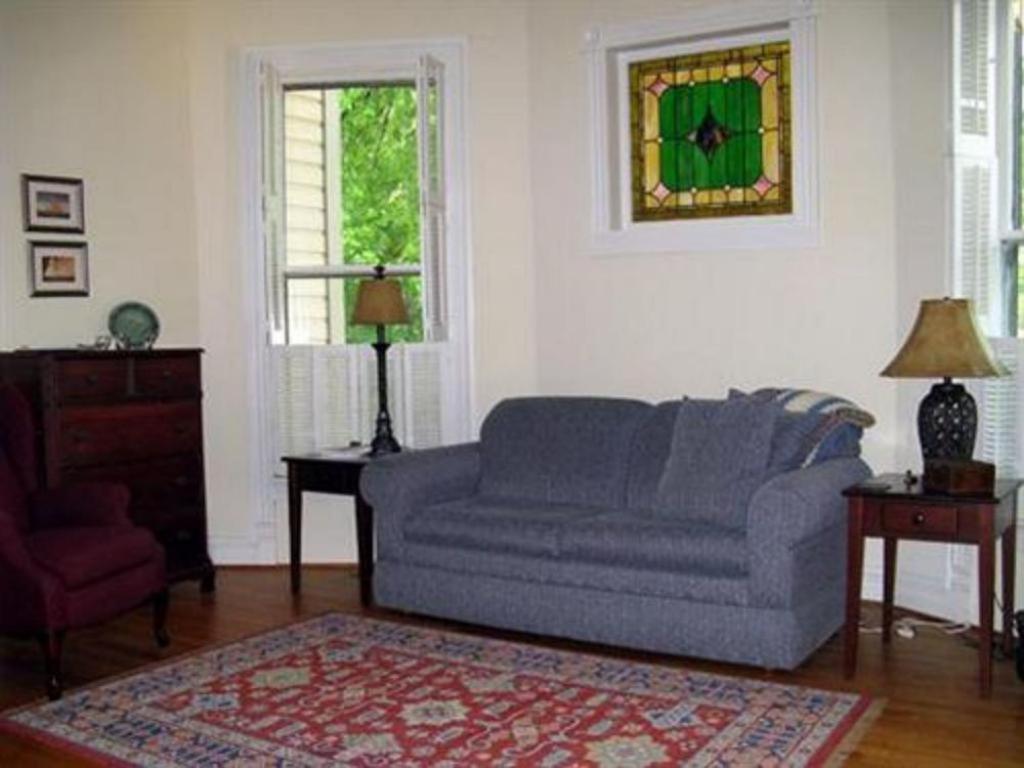 Charles Bass House Bed & Breakfast South Boston Exterior foto